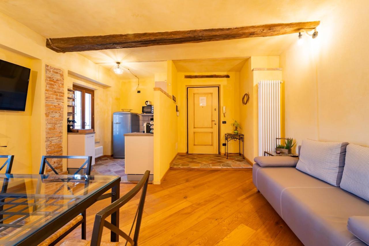 Porta Soprana Apartment Dogliani Bagian luar foto