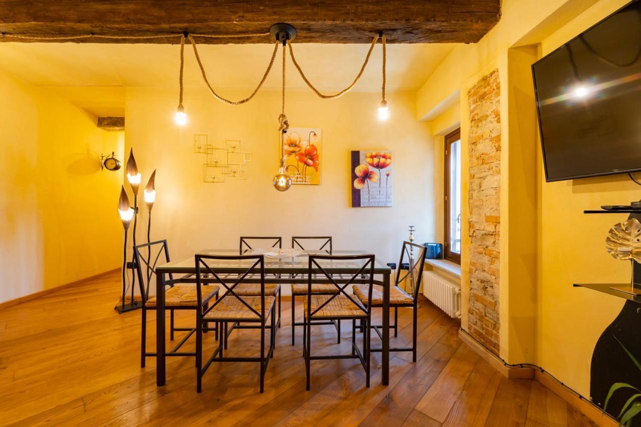 Porta Soprana Apartment Dogliani Bagian luar foto